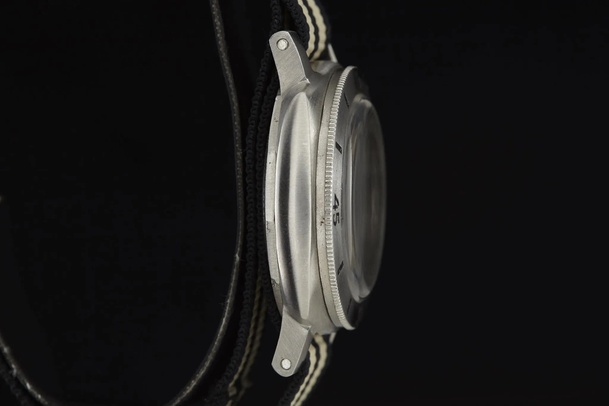 Nivada Grenchen Depthmaster